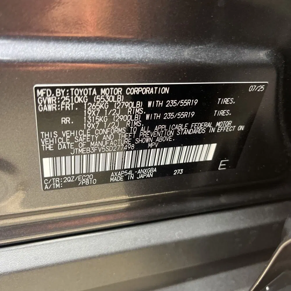 2025 Toyota RAV4 Plug-in Hybrid XSE