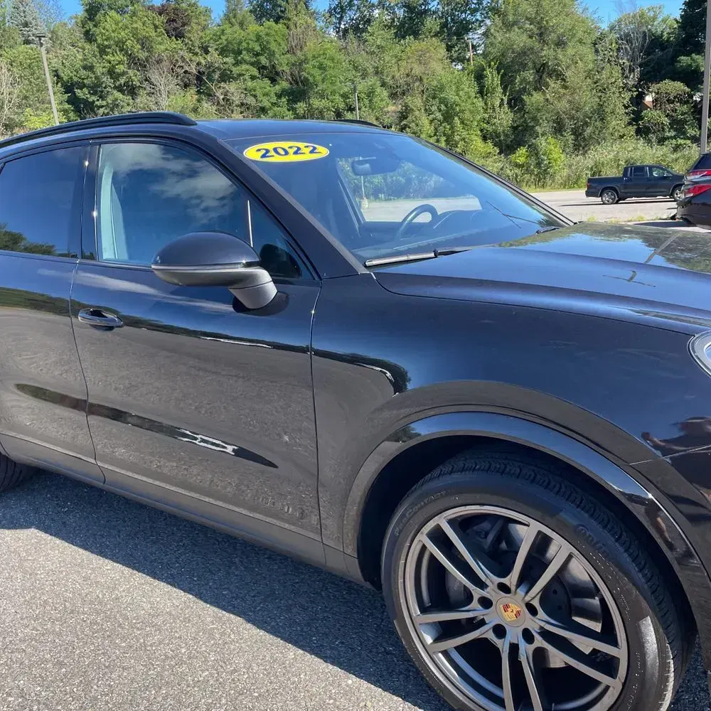 2022 Porsche Cayenne Platinum Edition