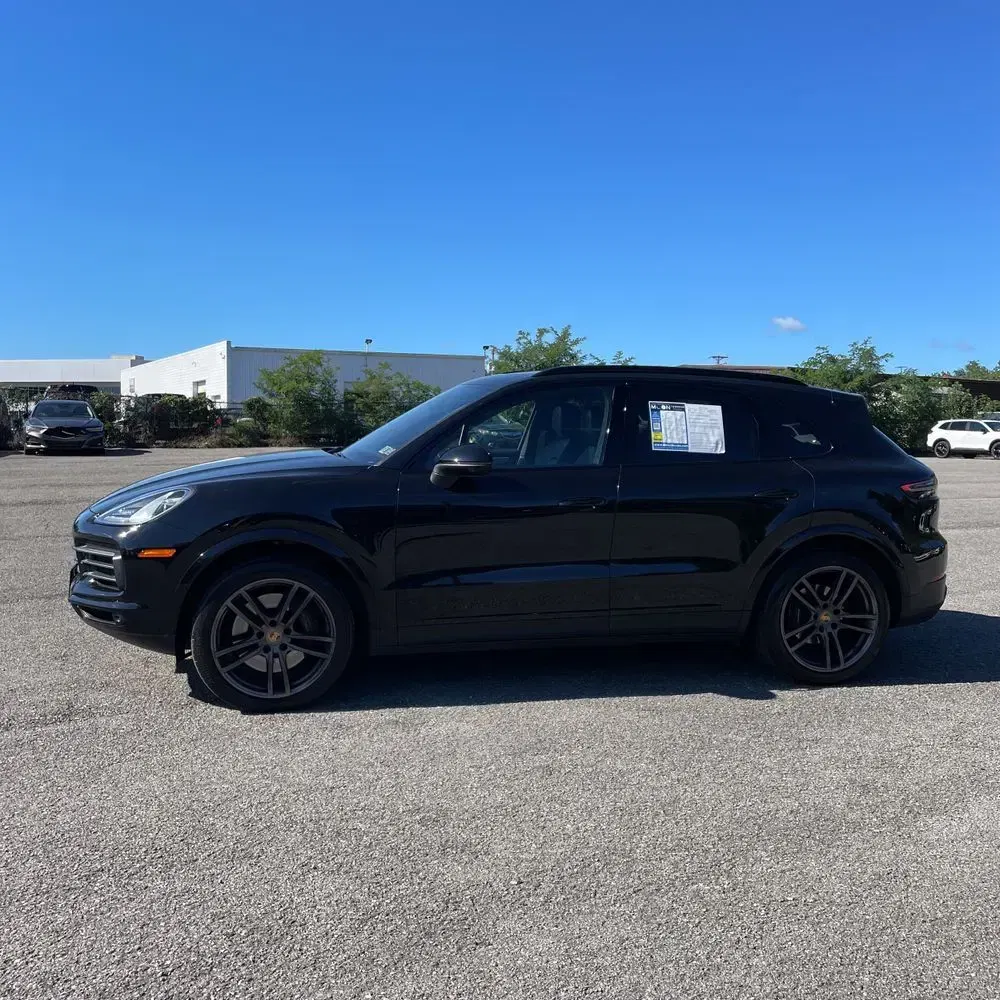 2022 Porsche Cayenne Platinum Edition