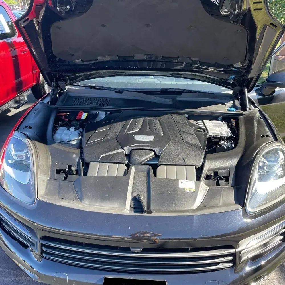 2022 Porsche Cayenne Platinum Edition