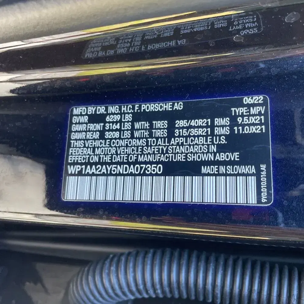 2022 Porsche Cayenne Platinum Edition