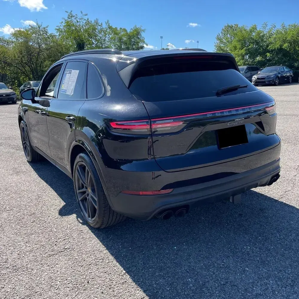 2022 Porsche Cayenne Platinum Edition