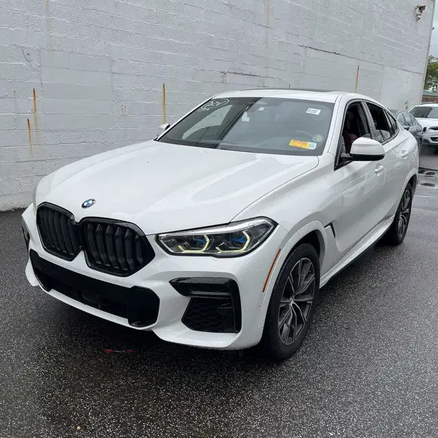 2022 BMW X6 XDrive40i