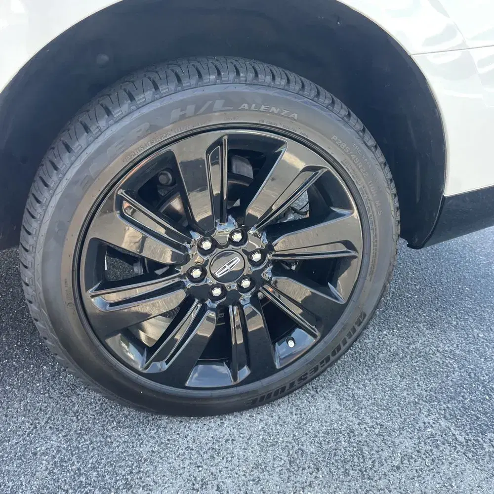 2023 Lincoln Navigator L Reserve