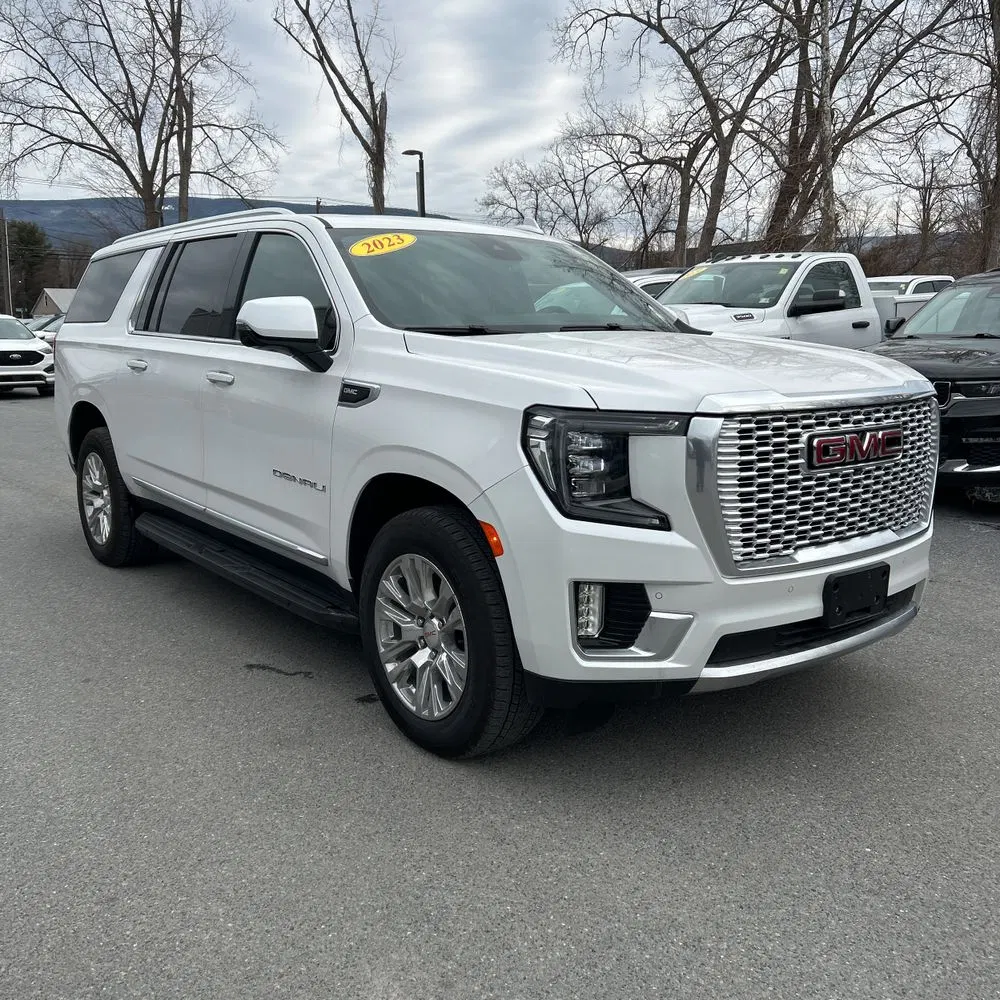 2023 GMC Yukon XL Denali
