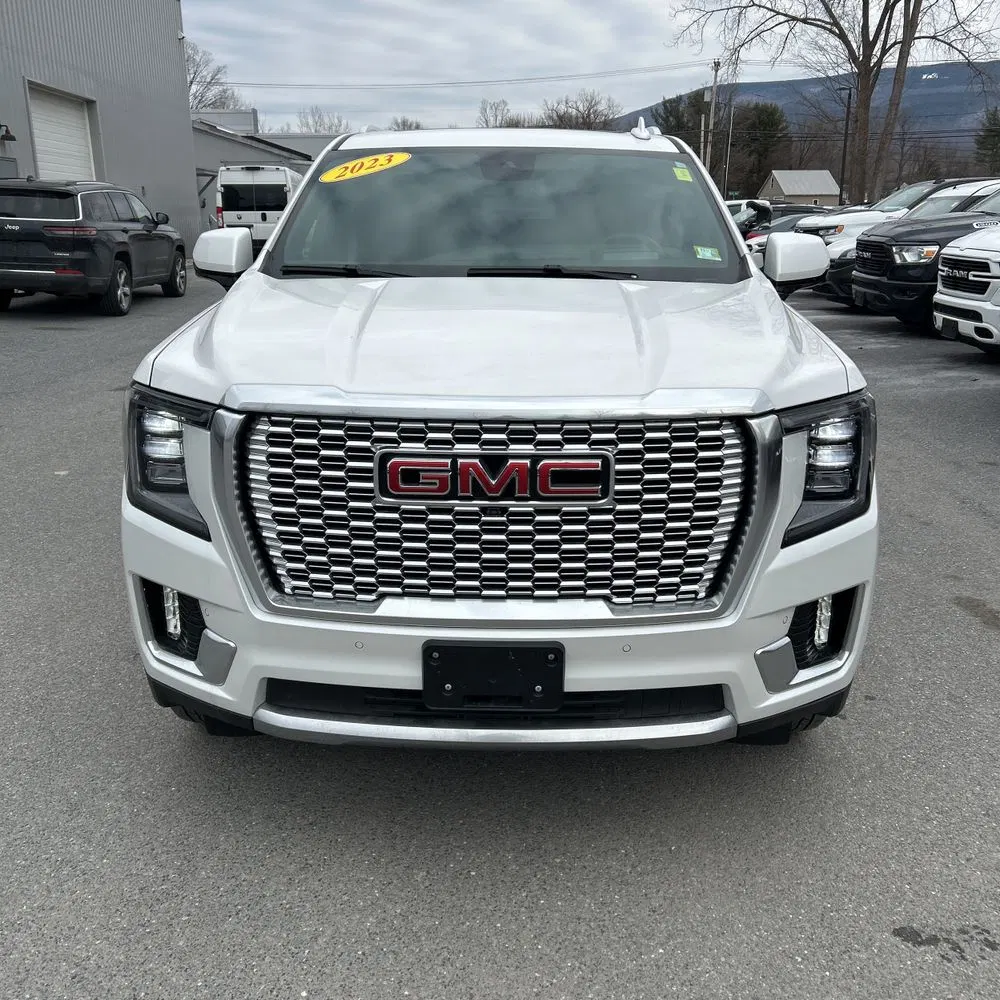 2023 GMC Yukon XL Denali