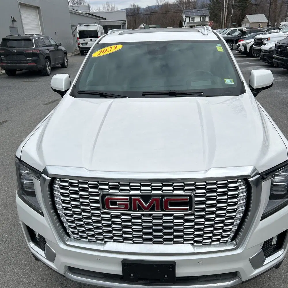 2023 GMC Yukon XL Denali