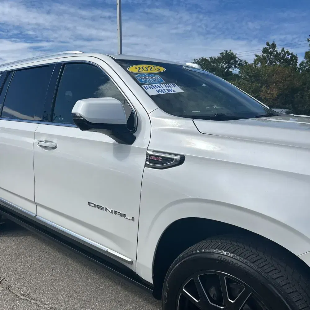 2025 GMC Yukon XL Denali