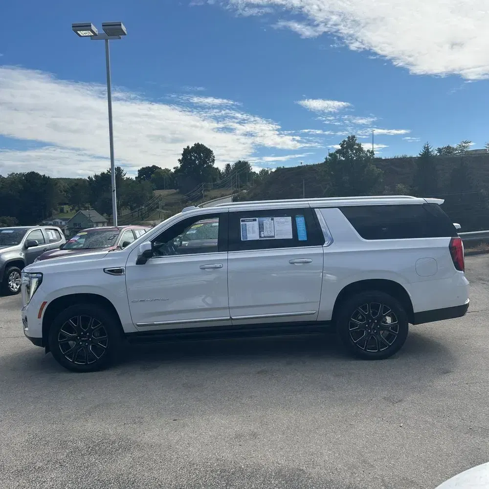 2025 GMC Yukon XL Denali