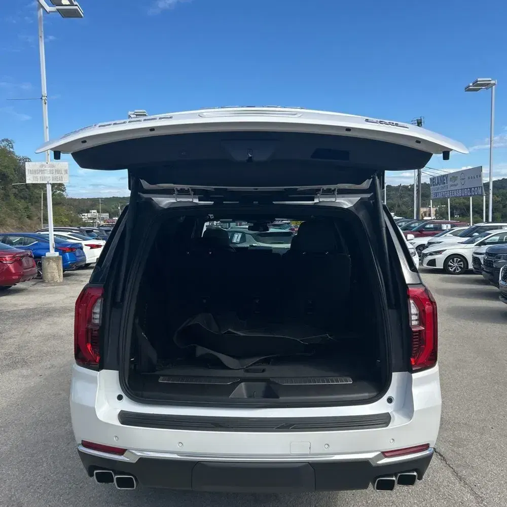 2025 GMC Yukon XL Denali