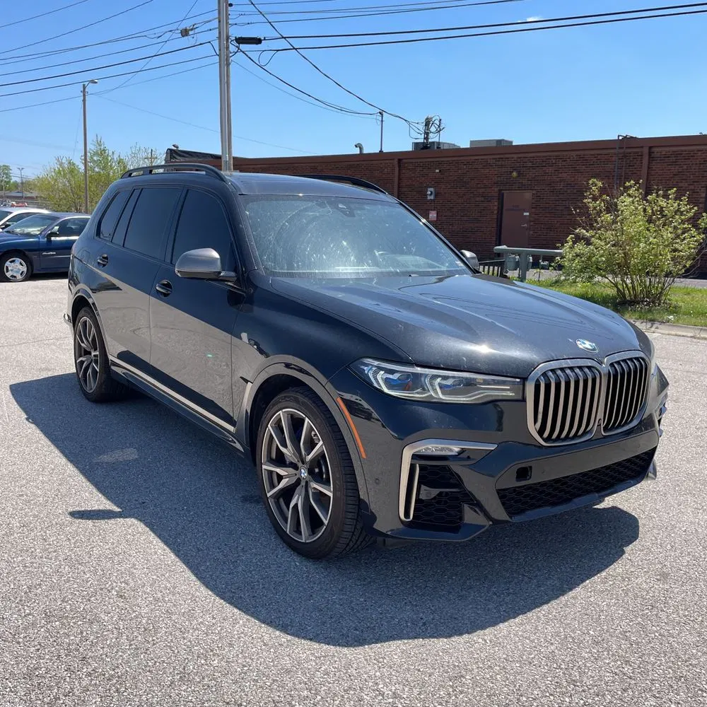 2021 BMW X7 M50i