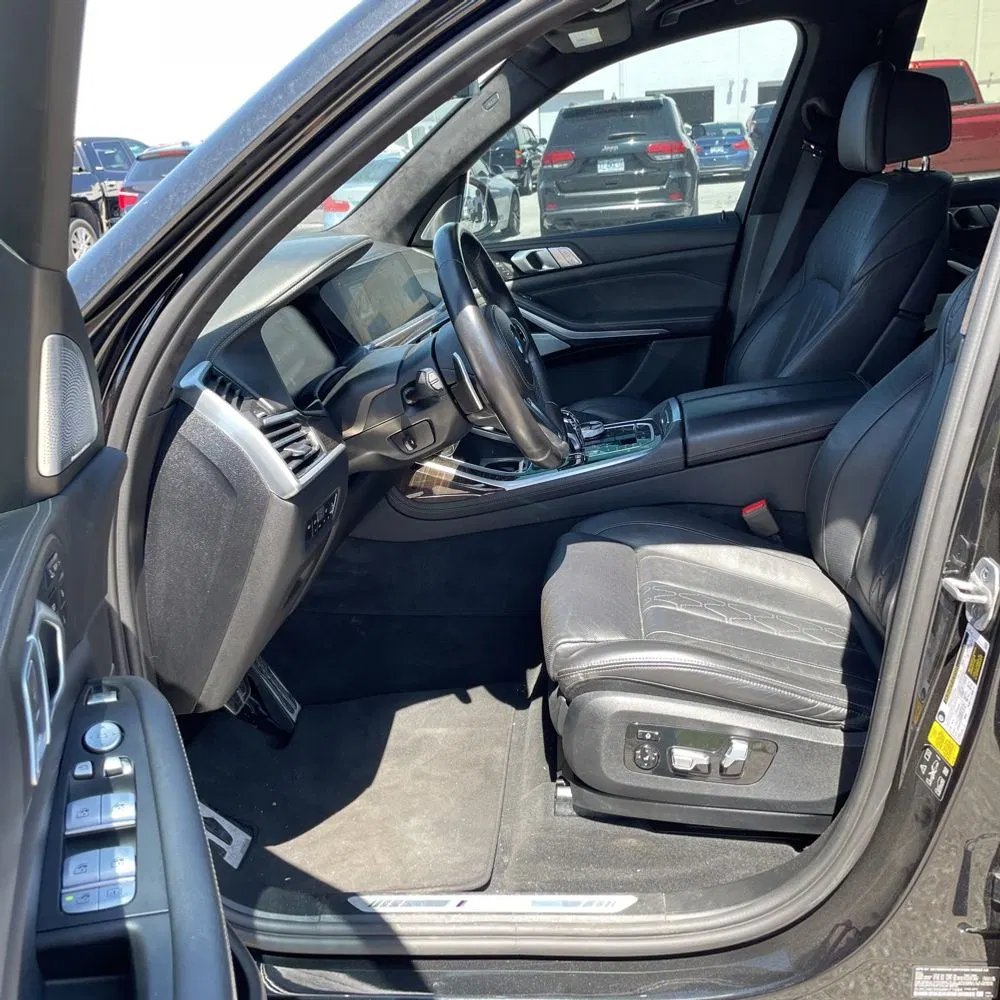 2021 BMW X7 M50i
