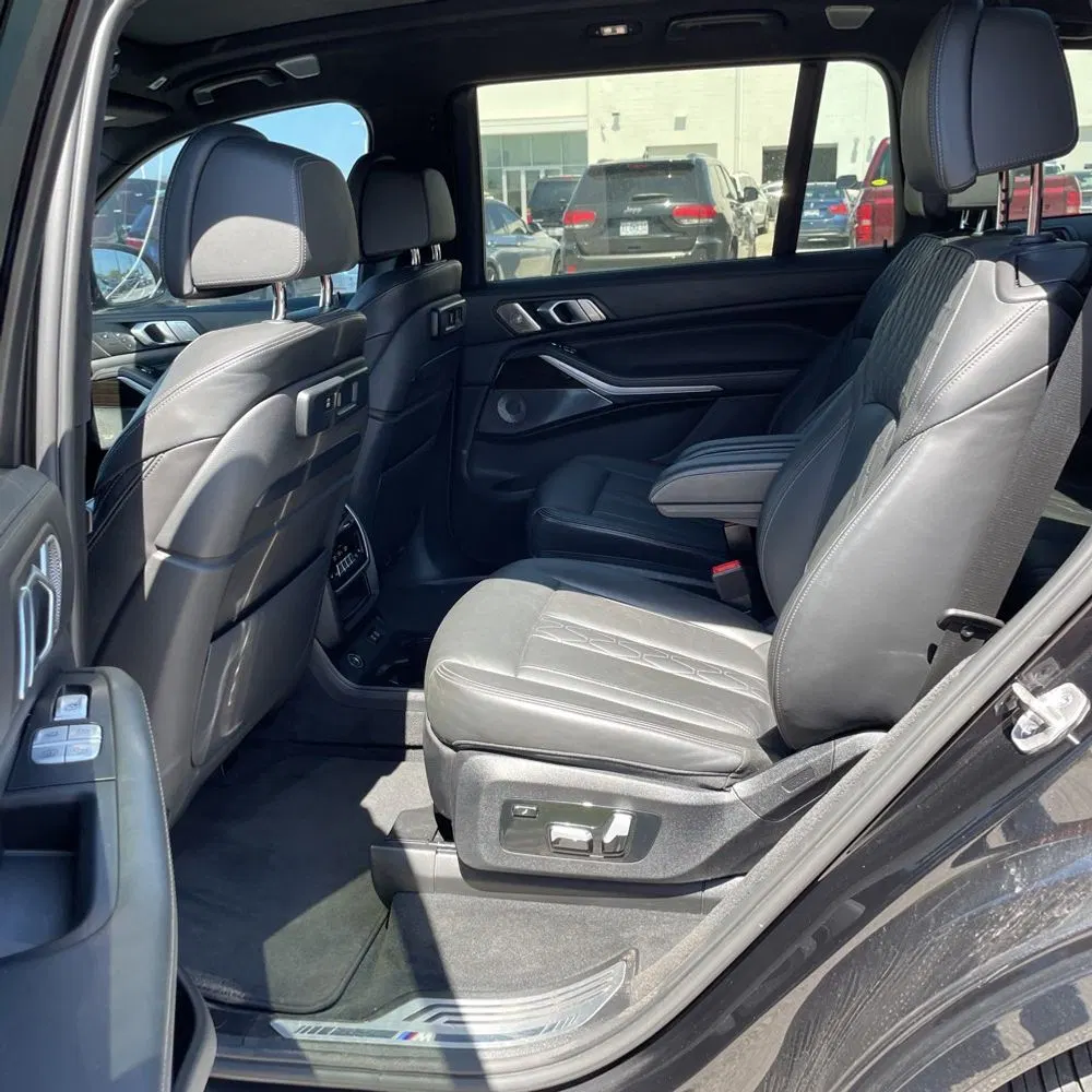 2021 BMW X7 M50i