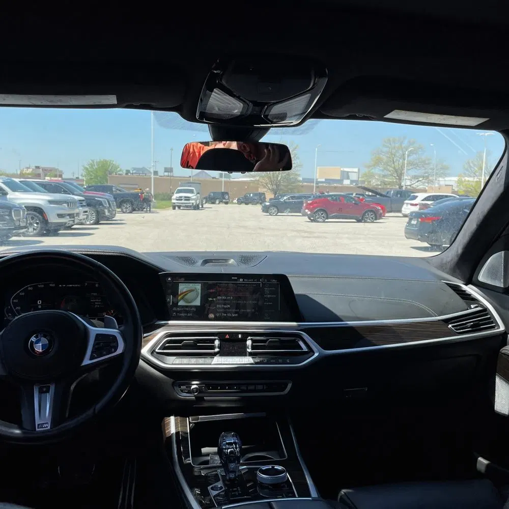 2021 BMW X7 M50i