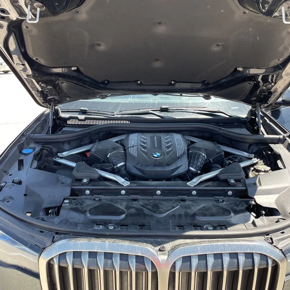 2021 BMW X7 M50i