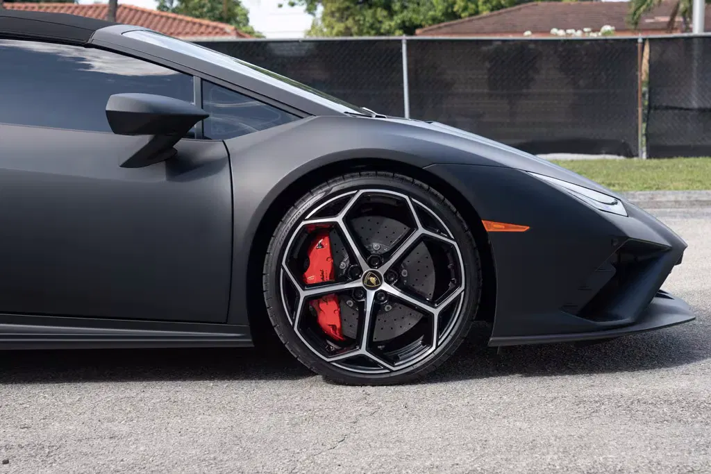 2021 Lamborghini Huracan Spyder RWD