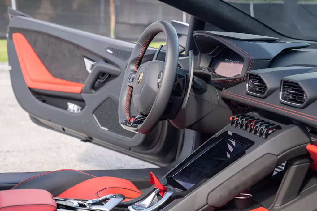 2021 Lamborghini Huracan Spyder RWD