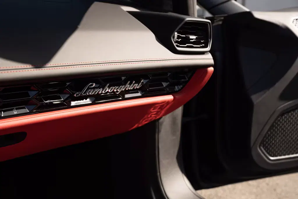 2021 Lamborghini Huracan Spyder RWD