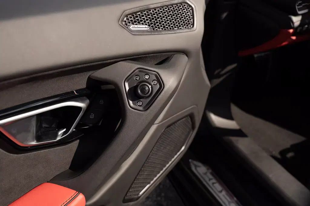 2021 Lamborghini Huracan Spyder RWD