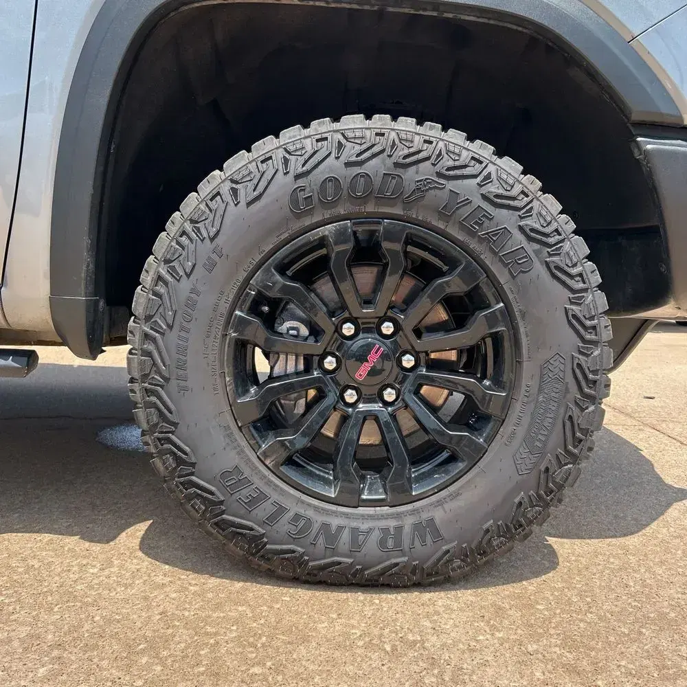 2023 GMC Sierra 1500 AT4X