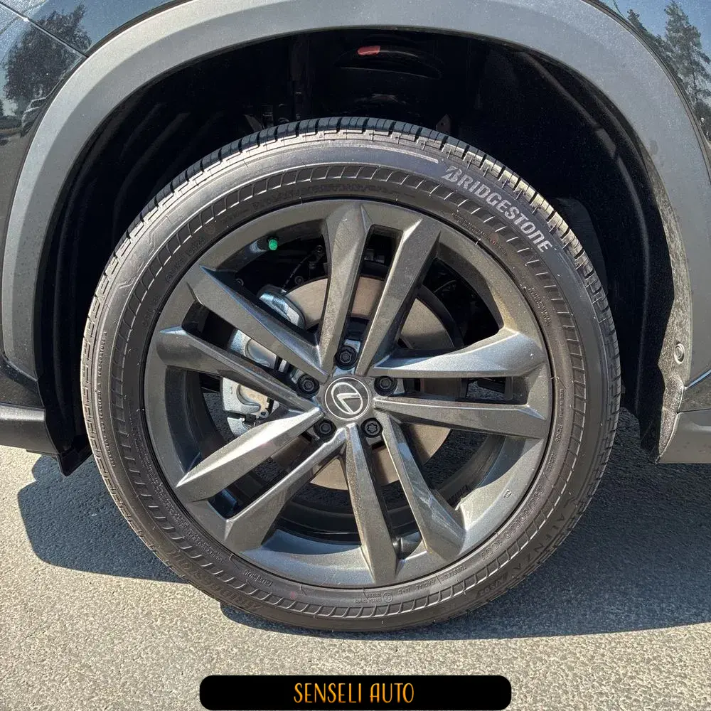 2025 Lexus NX 450h+ Base