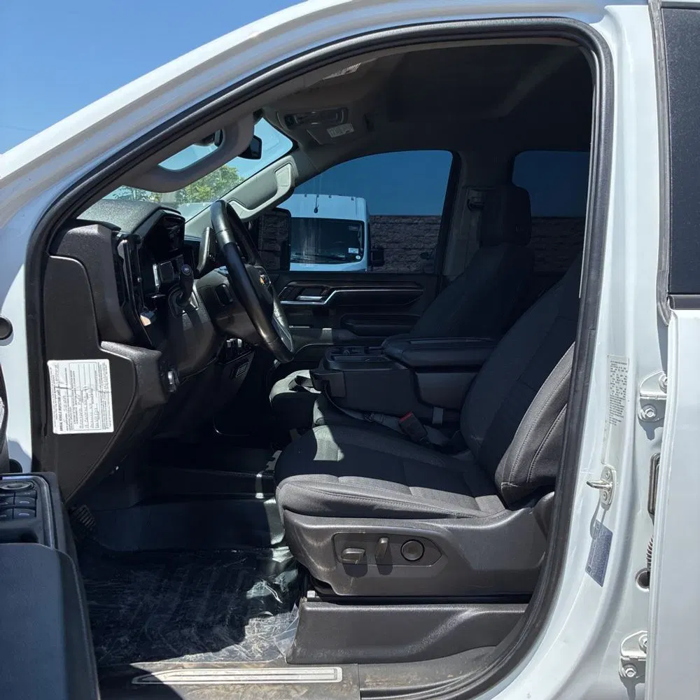 2024 Chevrolet Silverado 3500HD CC LT
