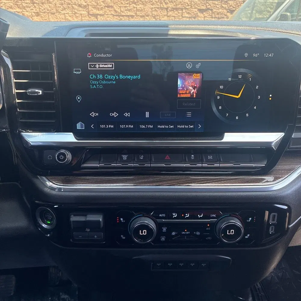 2024 Chevrolet Silverado 3500HD CC LT