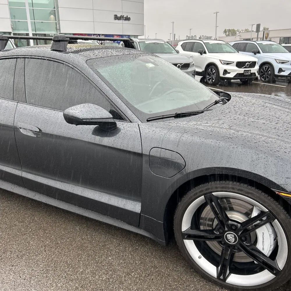2022 Porsche Taycan Base