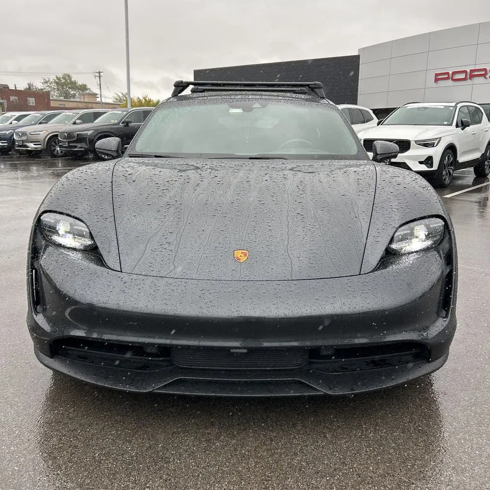 2022 Porsche Taycan Base