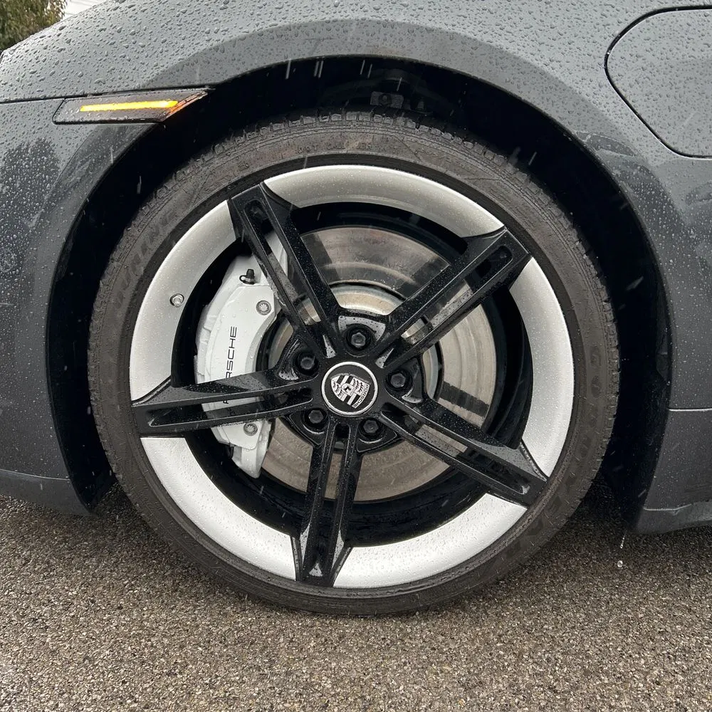 2022 Porsche Taycan Base