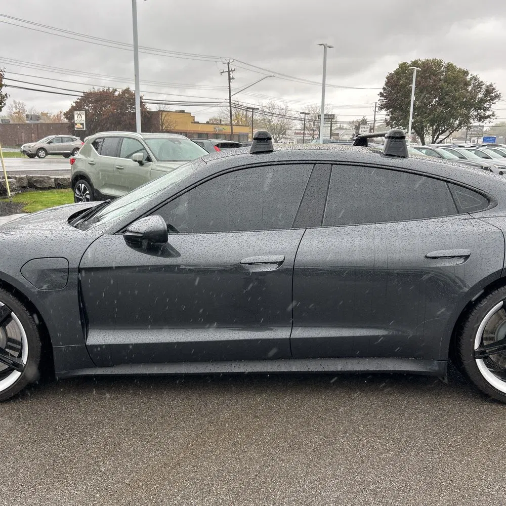 2022 Porsche Taycan Base