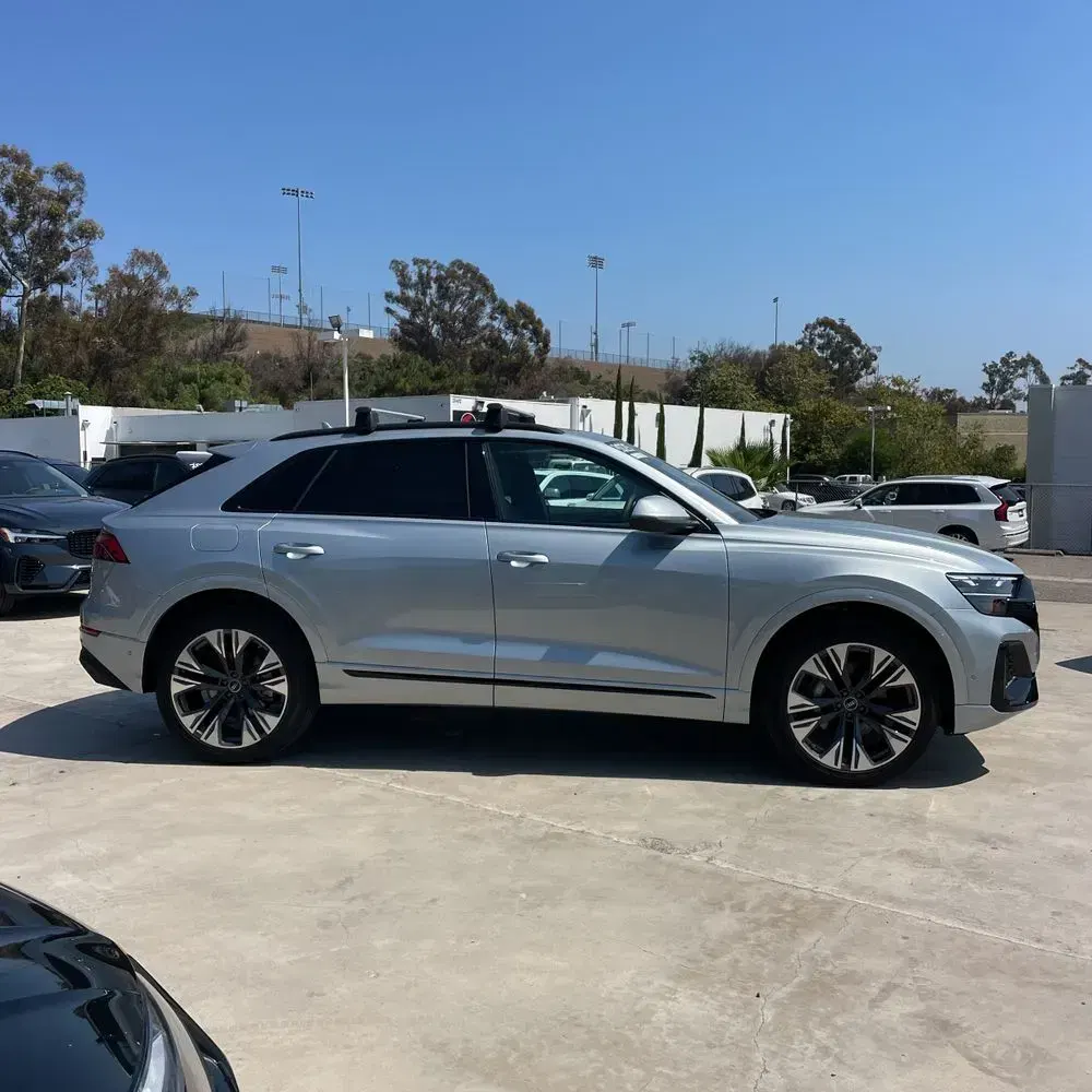 2025 Audi Q8 Premium 55