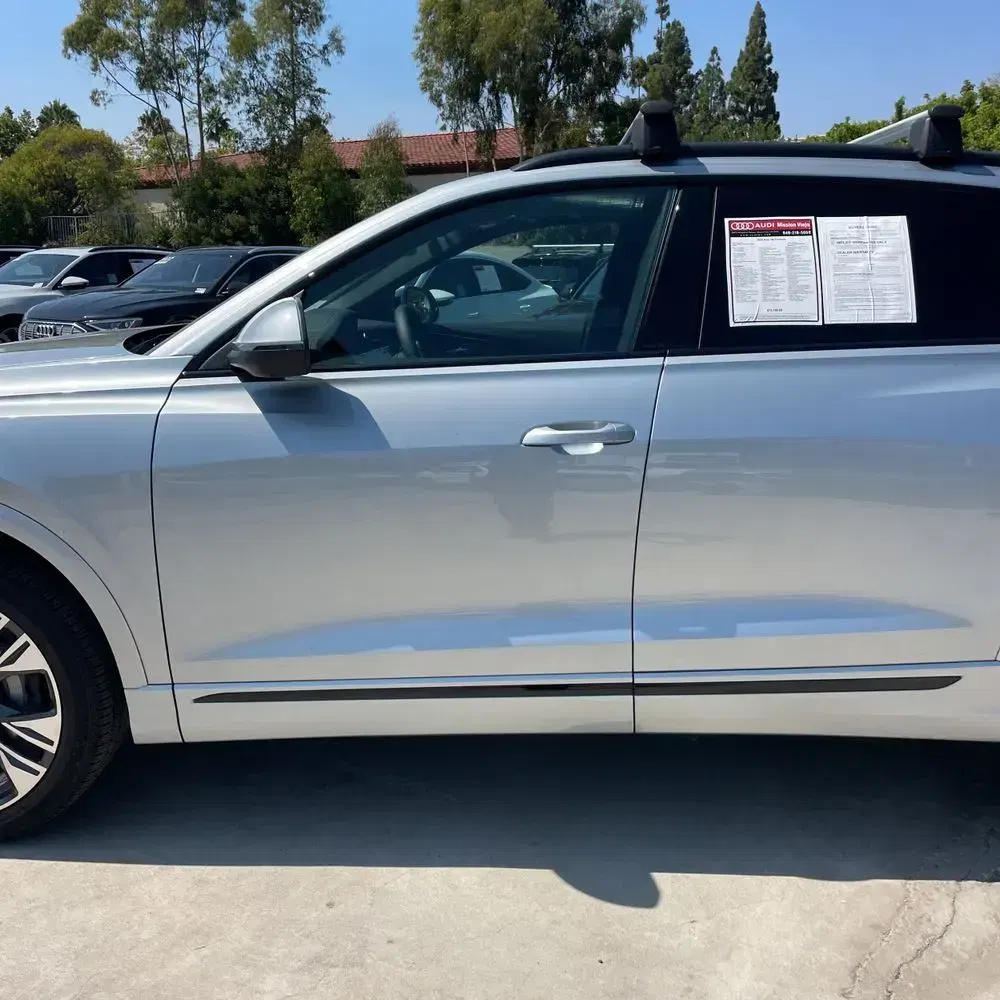 2025 Audi Q8 Premium 55