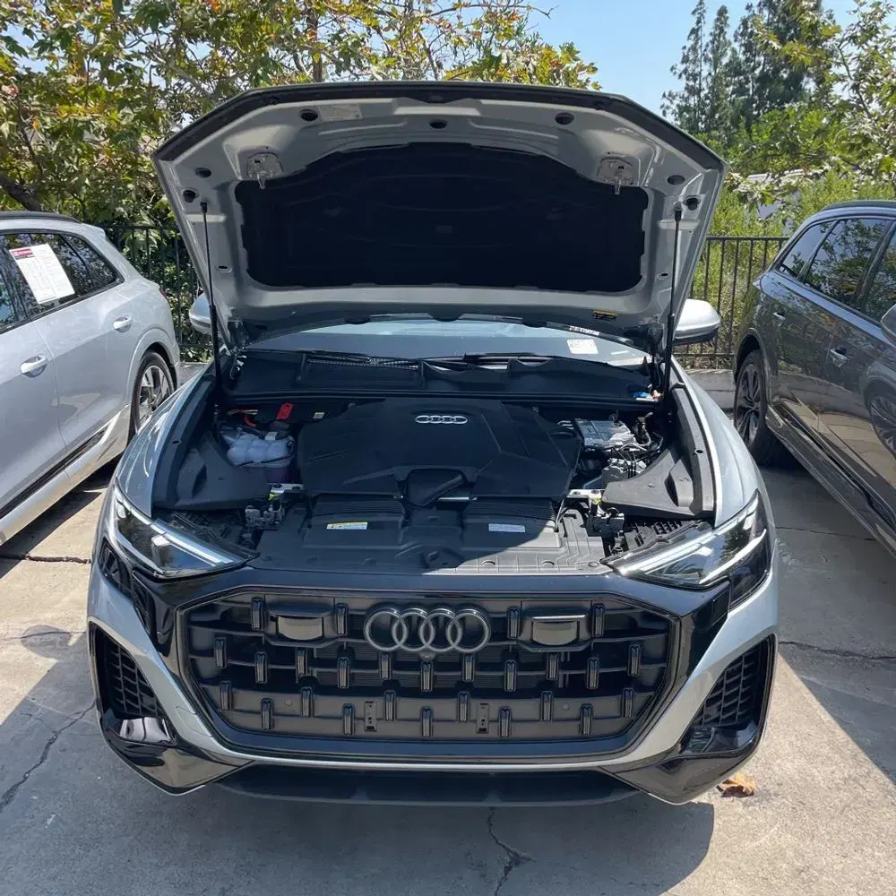 2025 Audi Q8 Premium 55