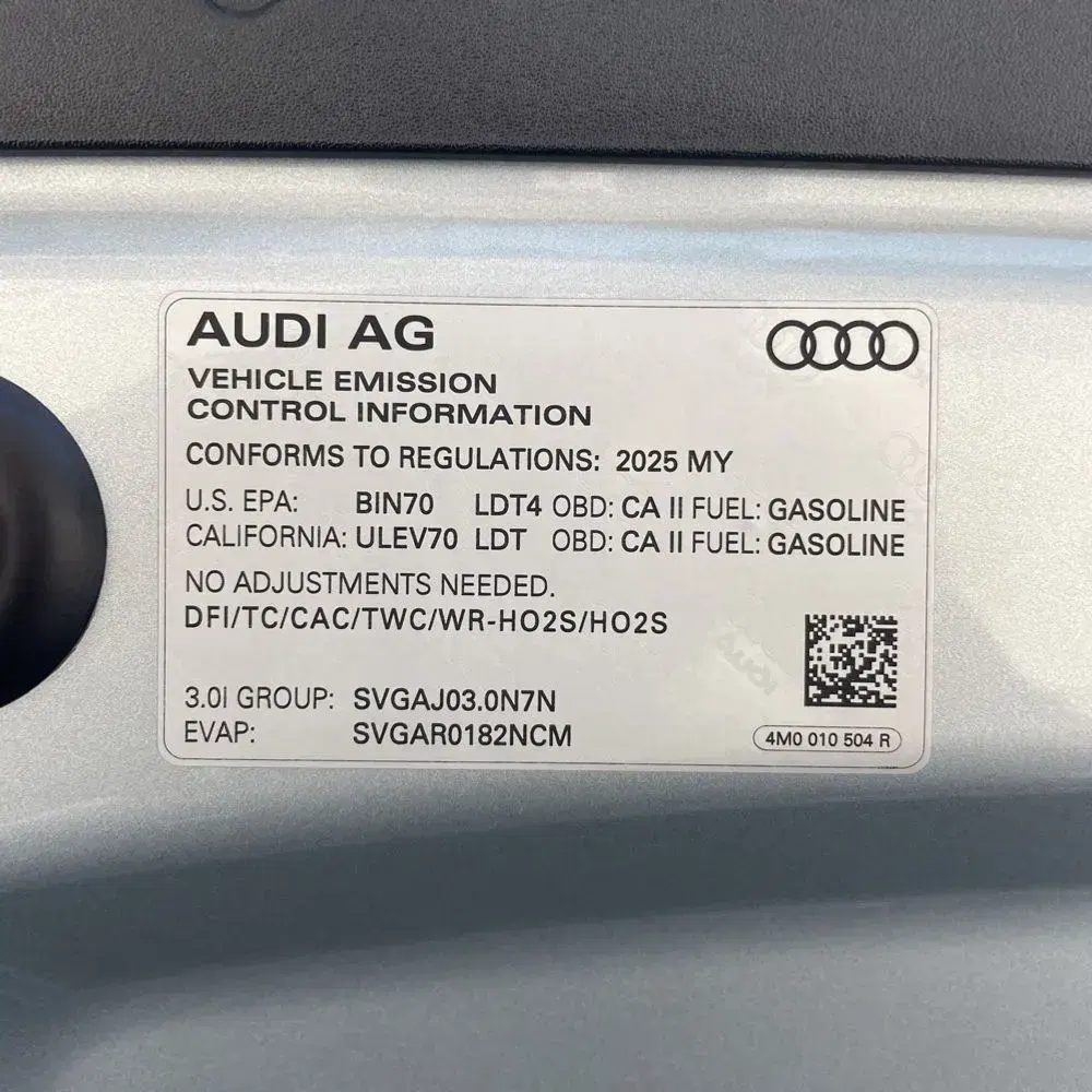 2025 Audi Q8 Premium 55