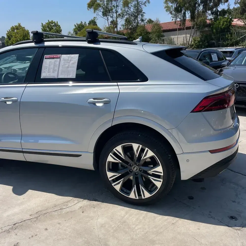 2025 Audi Q8 Premium 55