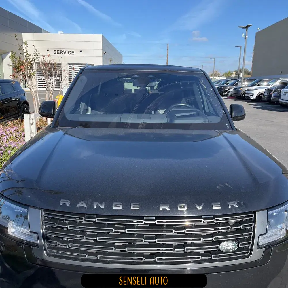 2023 Land Rover Range Rover P530 SE