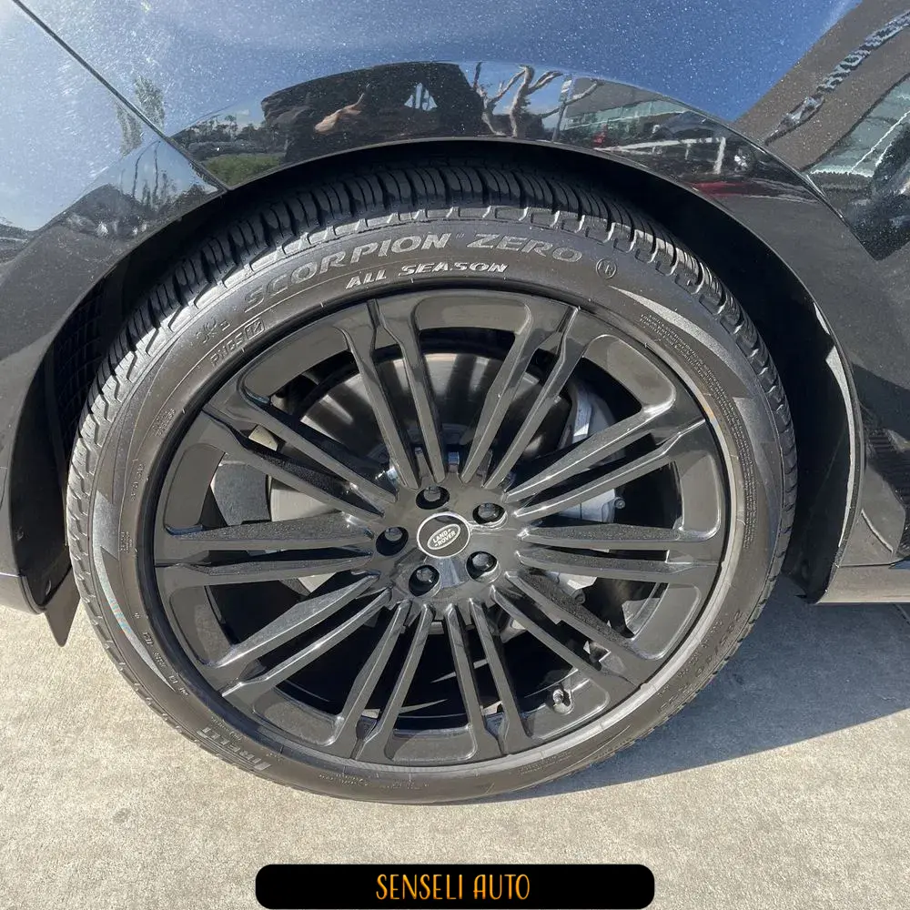 2023 Land Rover Range Rover P530 SE