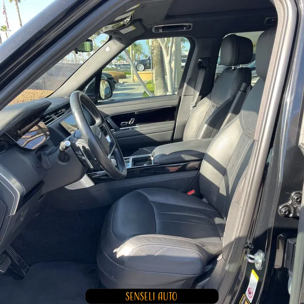 2023 Land Rover Range Rover P530 SE