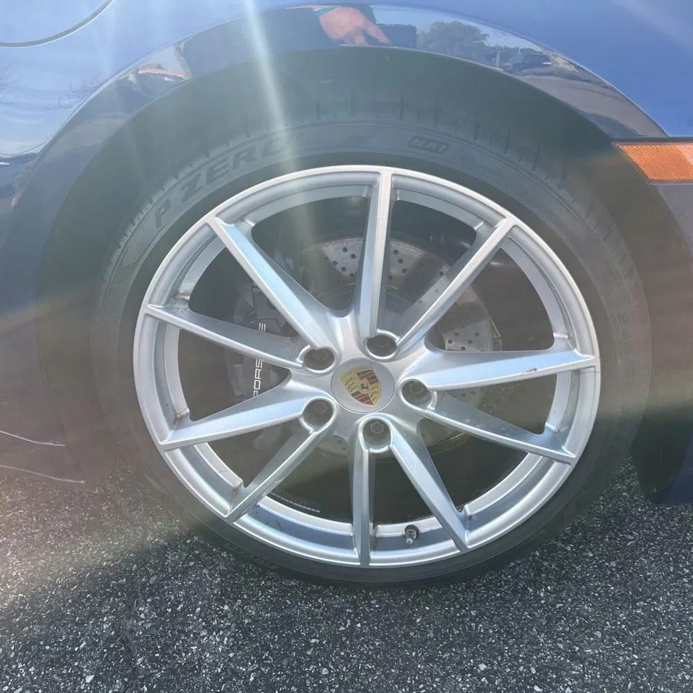 2024 Porsche 911 Carrera