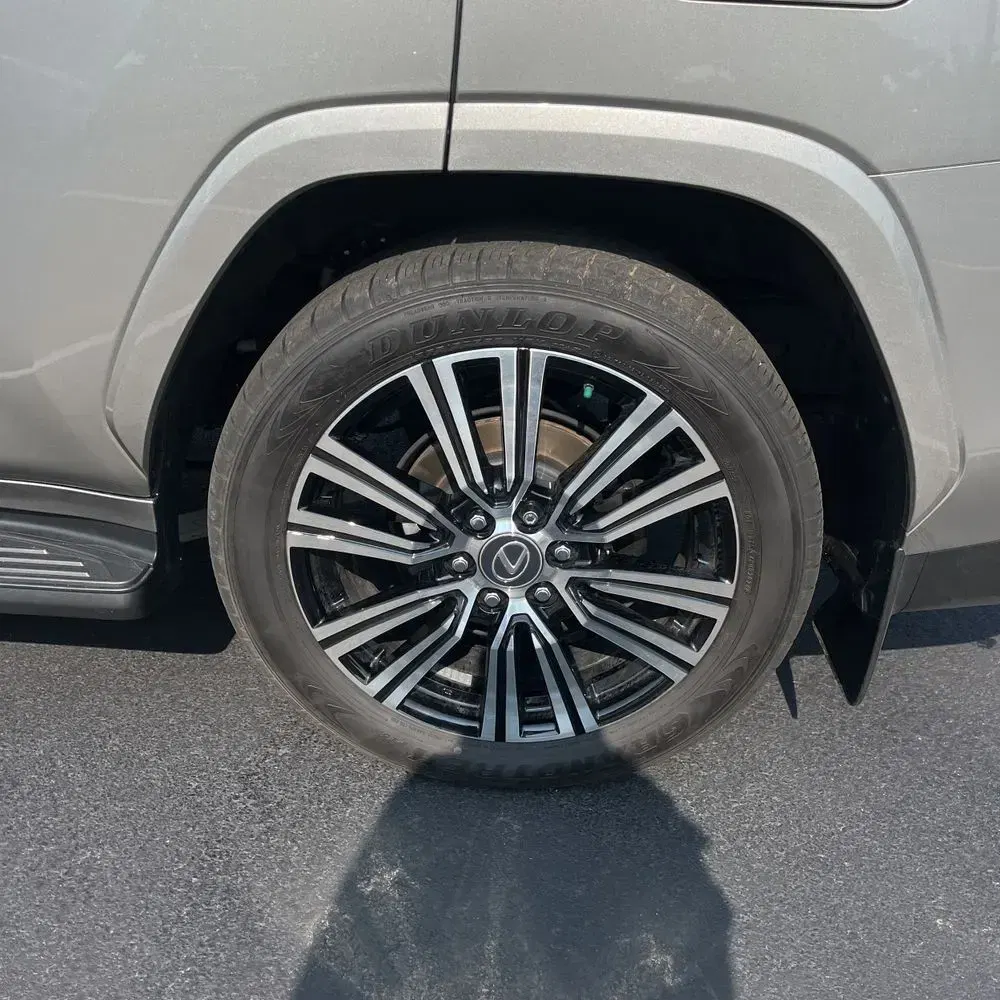 2024 Lexus LX 600 Luxury