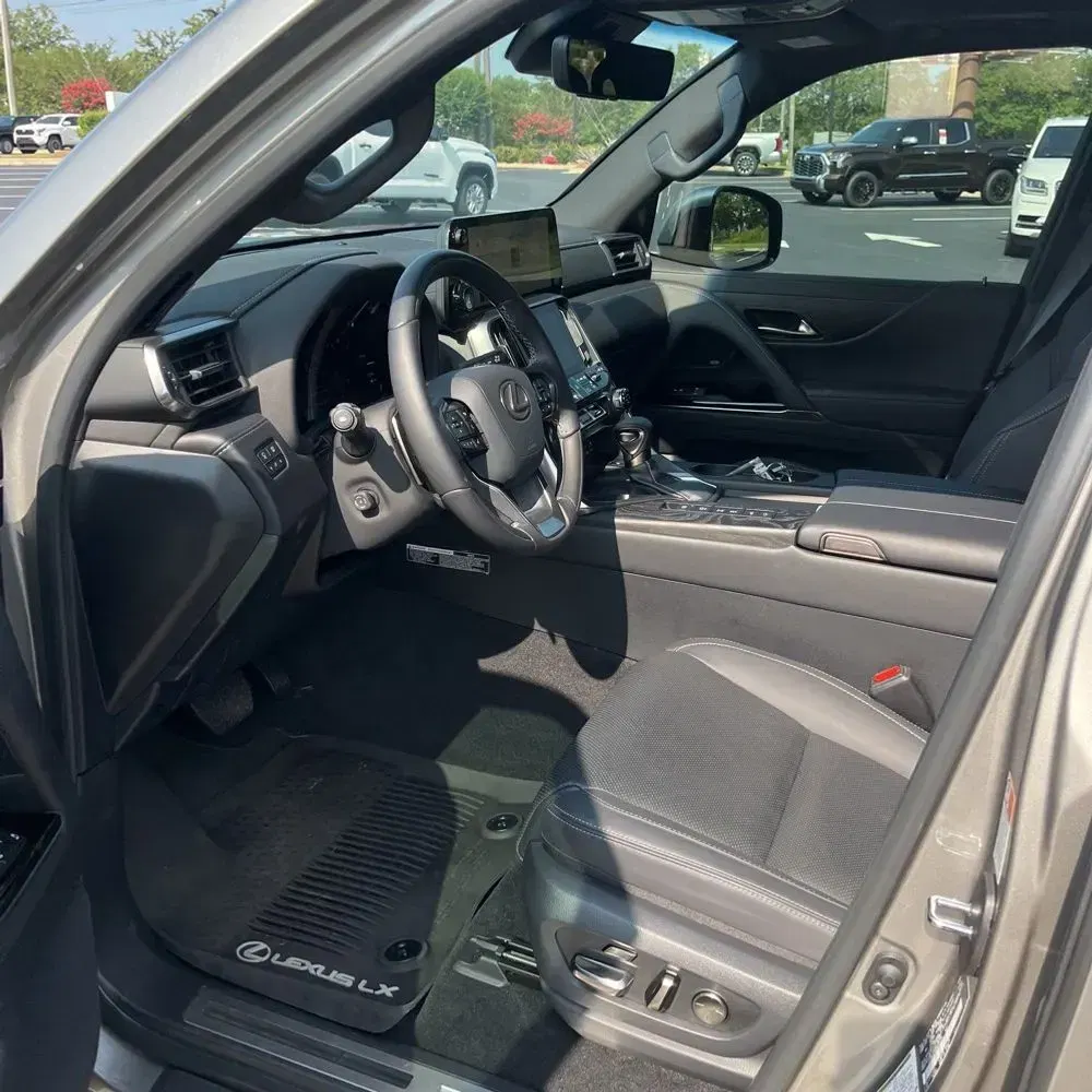 2024 Lexus LX 600 Luxury