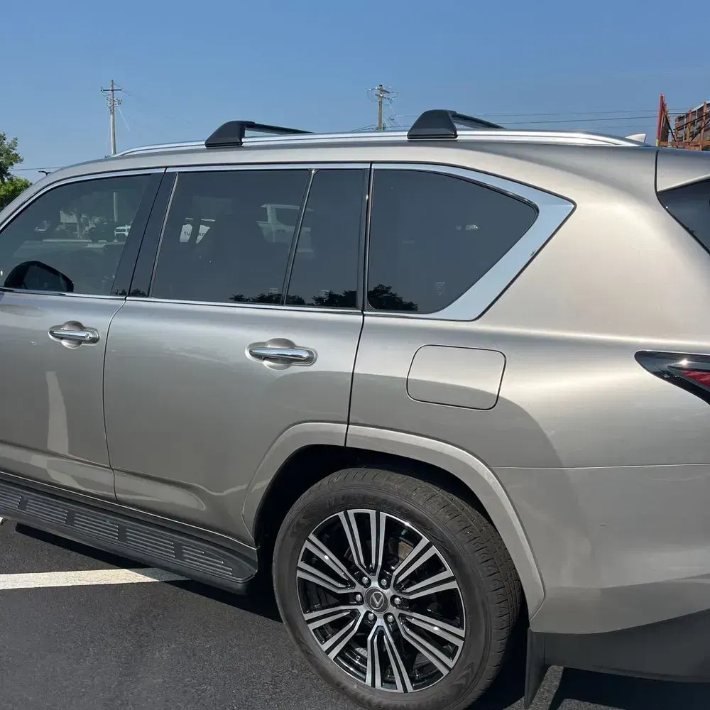 2024 Lexus LX 600 Luxury