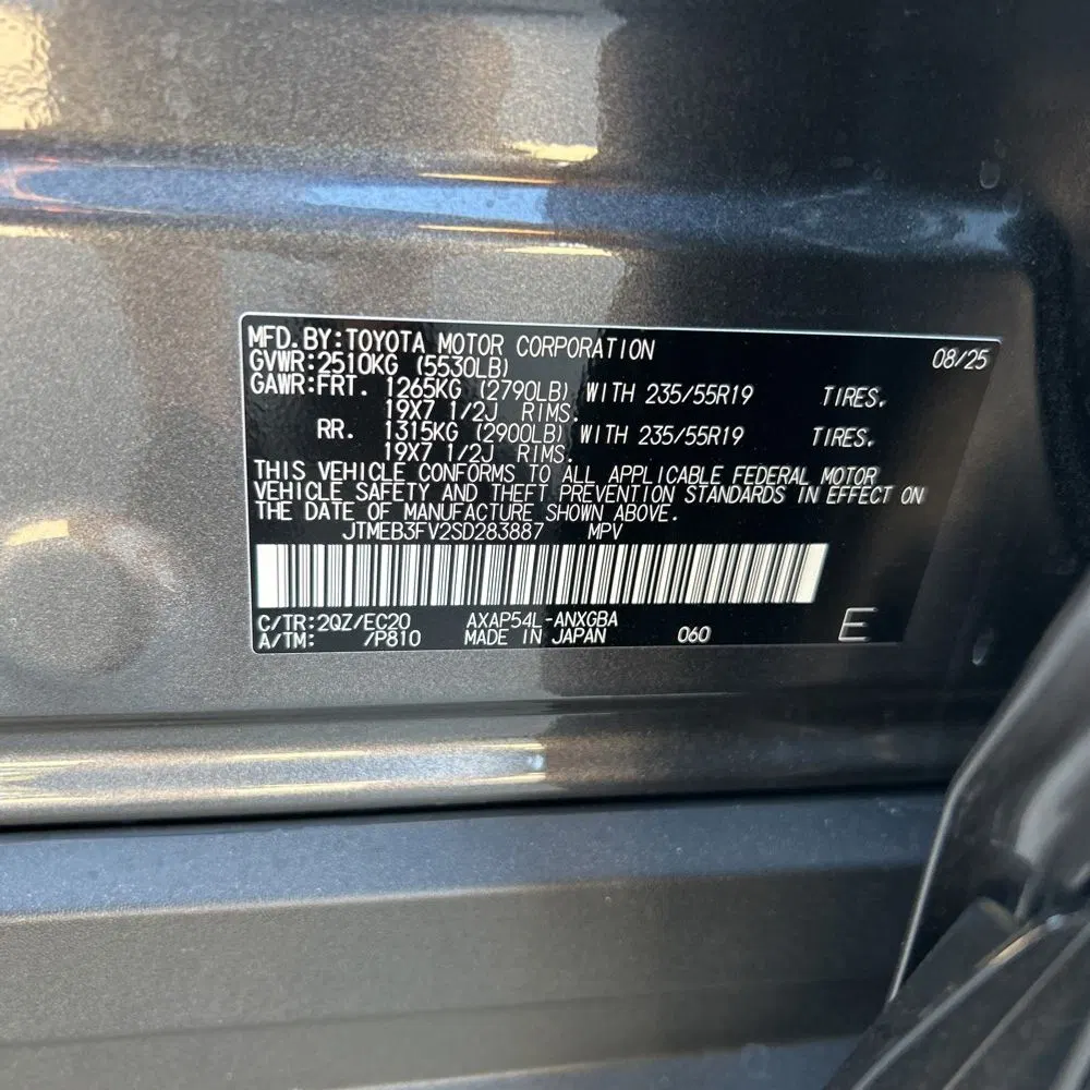 2025 Toyota RAV4 Plug-in Hybrid XSE