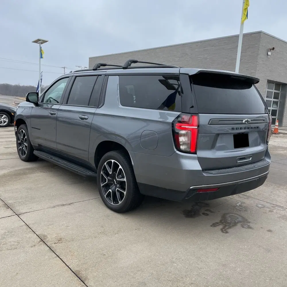 2022 Chevrolet Suburban RST
