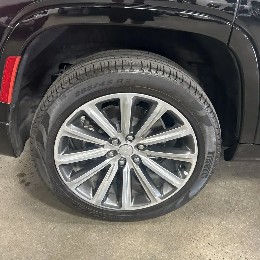 2023 Jeep Grand Wagoneer Series II