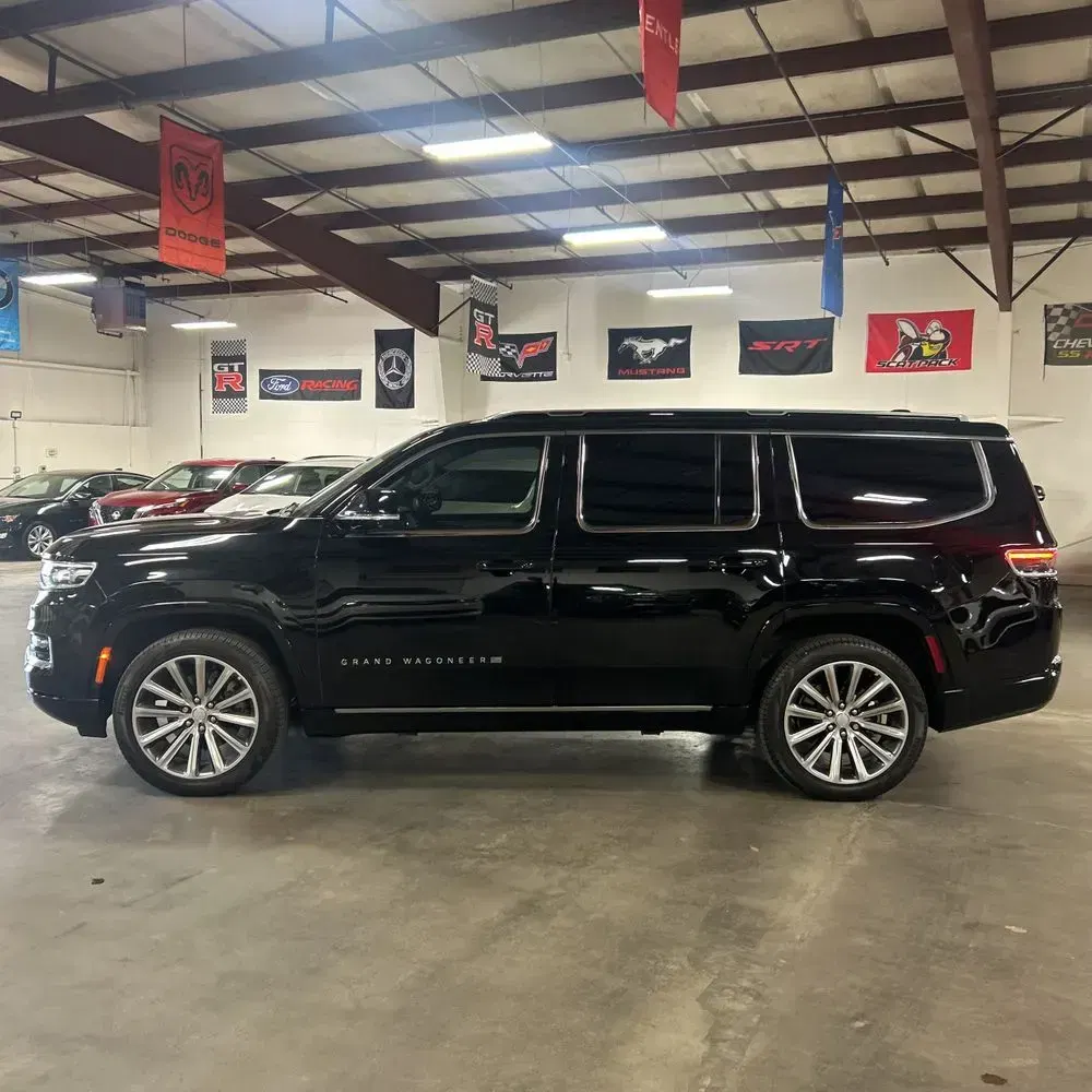 2023 Jeep Grand Wagoneer Series II