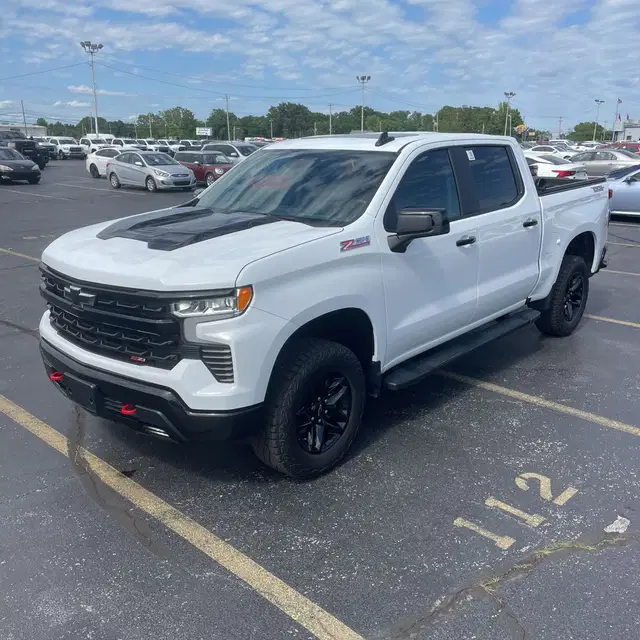 2024 Chevrolet Silverado 1500 LT Trail Boss