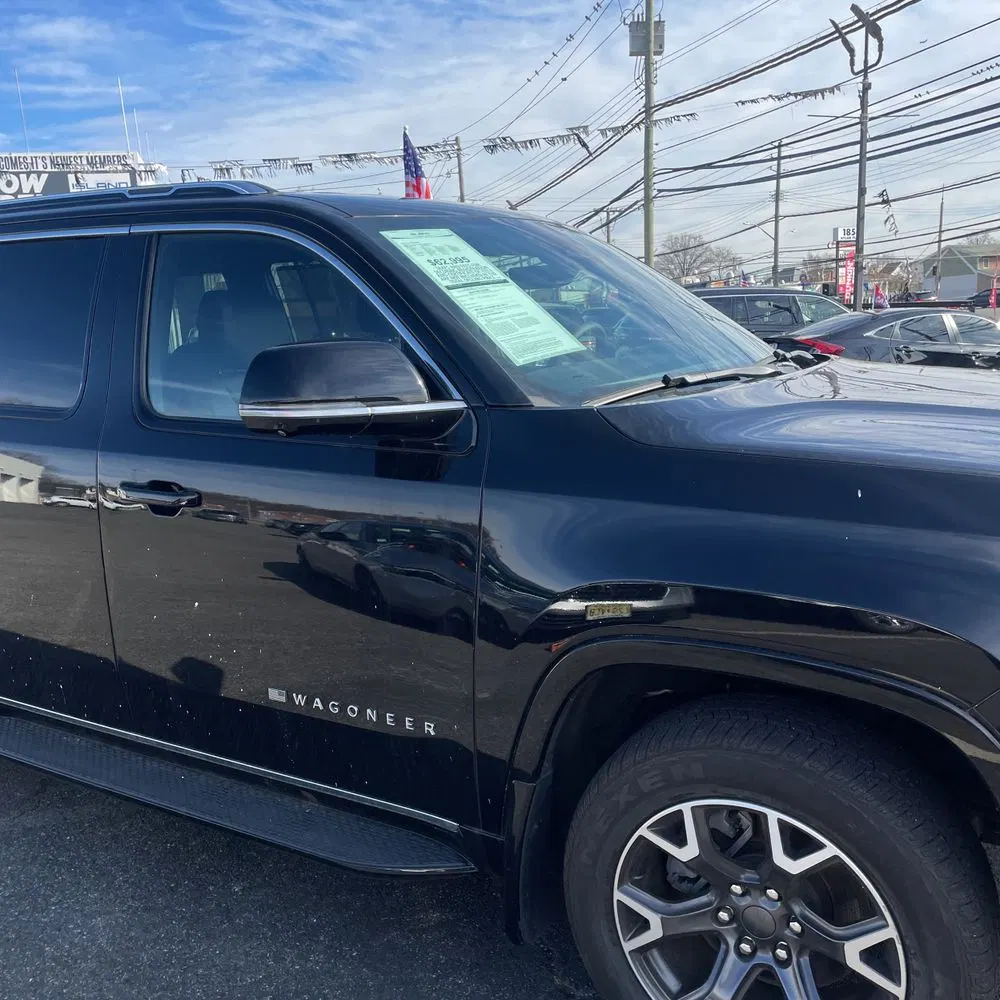 2023 Jeep Wagoneer Series III
