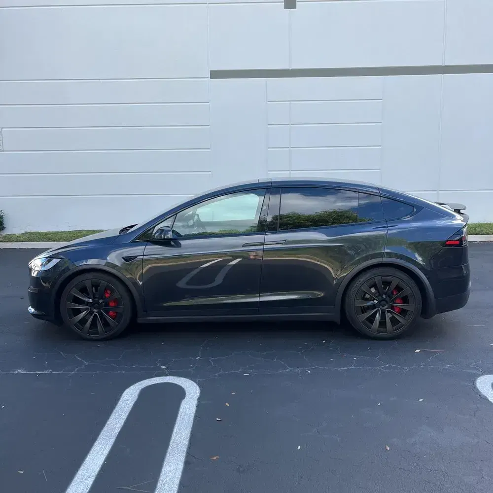 2024 Tesla Model X Plaid